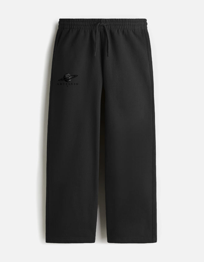 ARTELVIO ANAHATA black oversized sweatpants back view